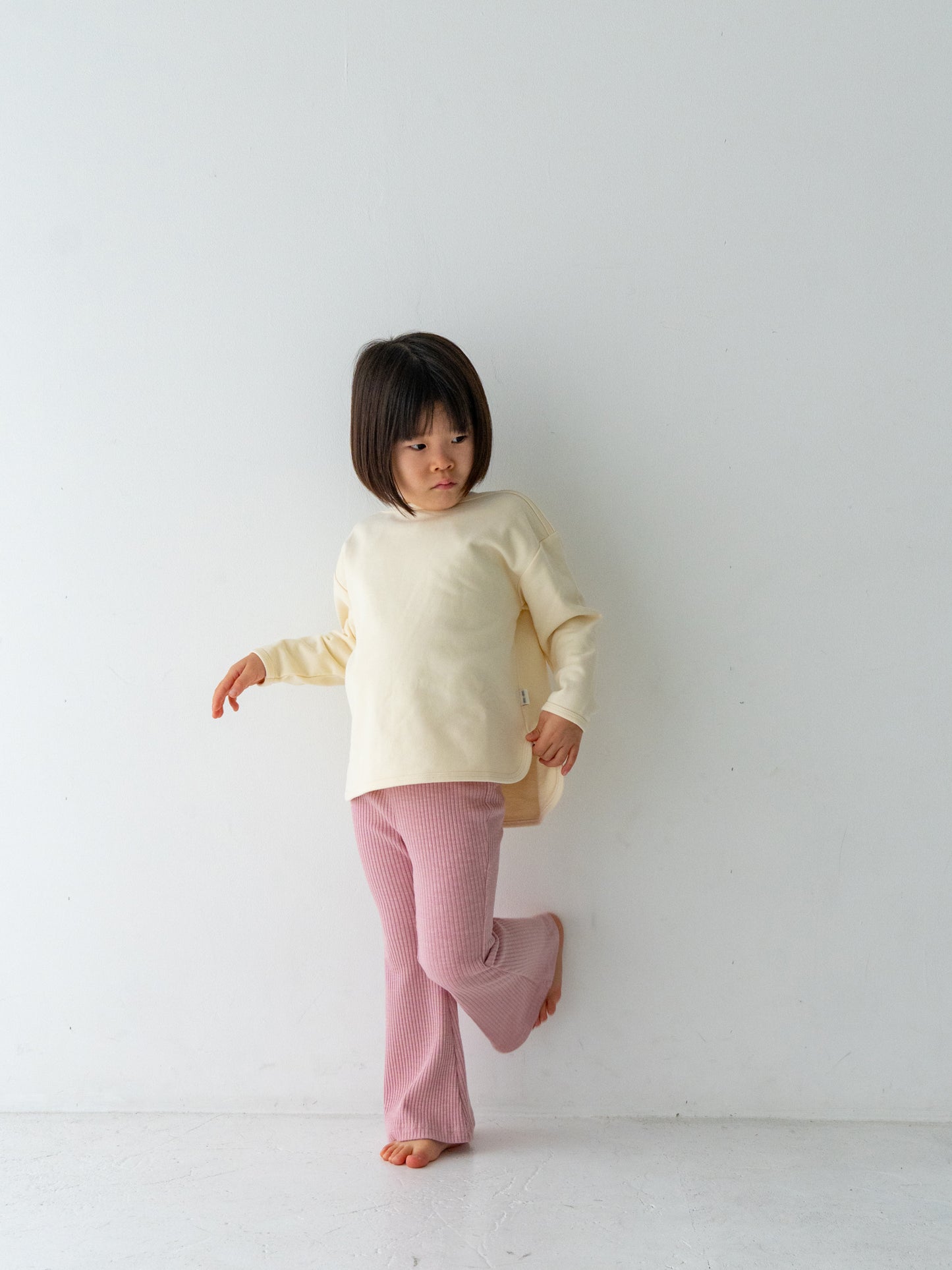 Ribbed flare pants (RRP: 185 RMB)