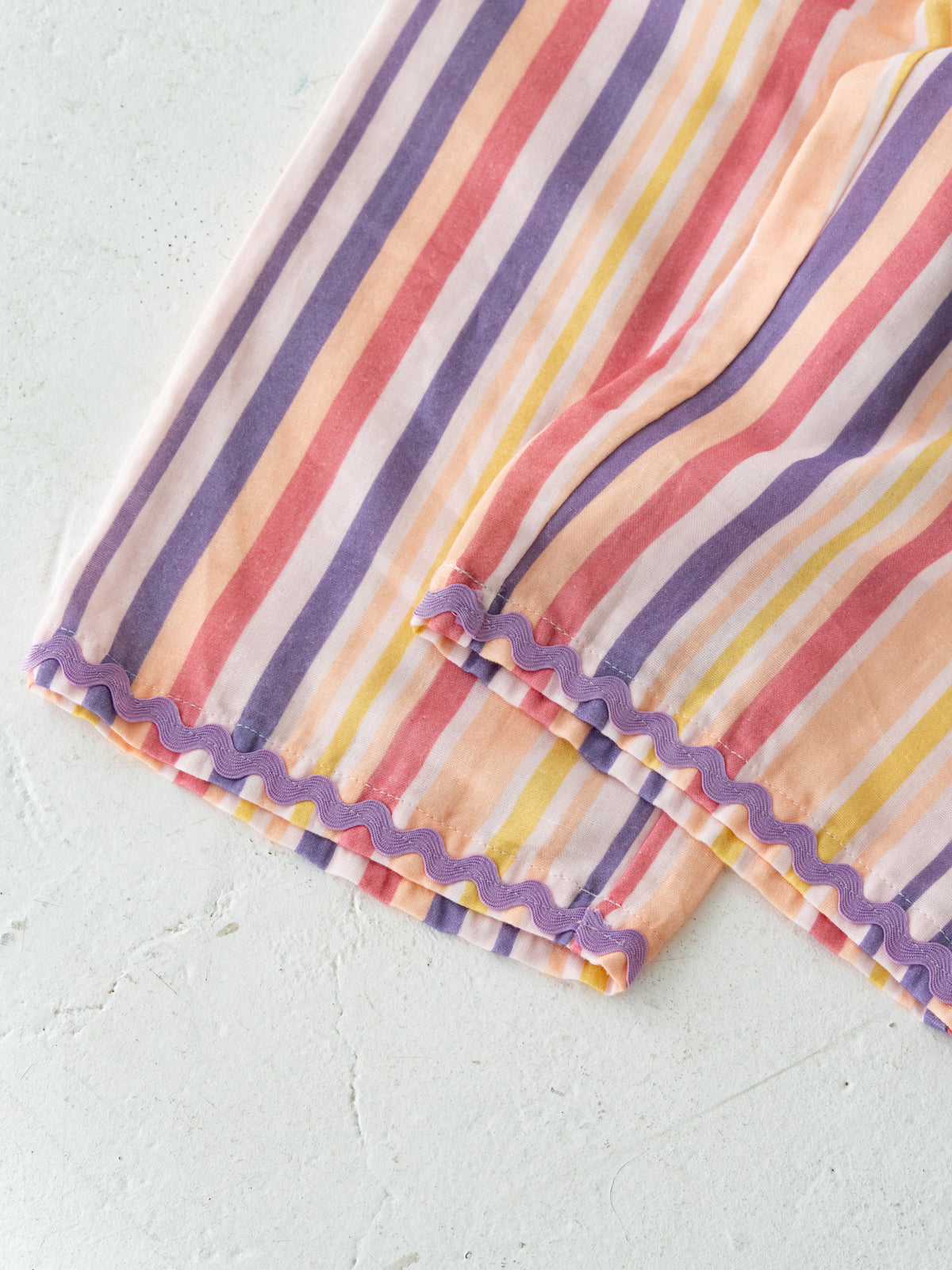Stripe pocket pants (RRP: 208 RMB)