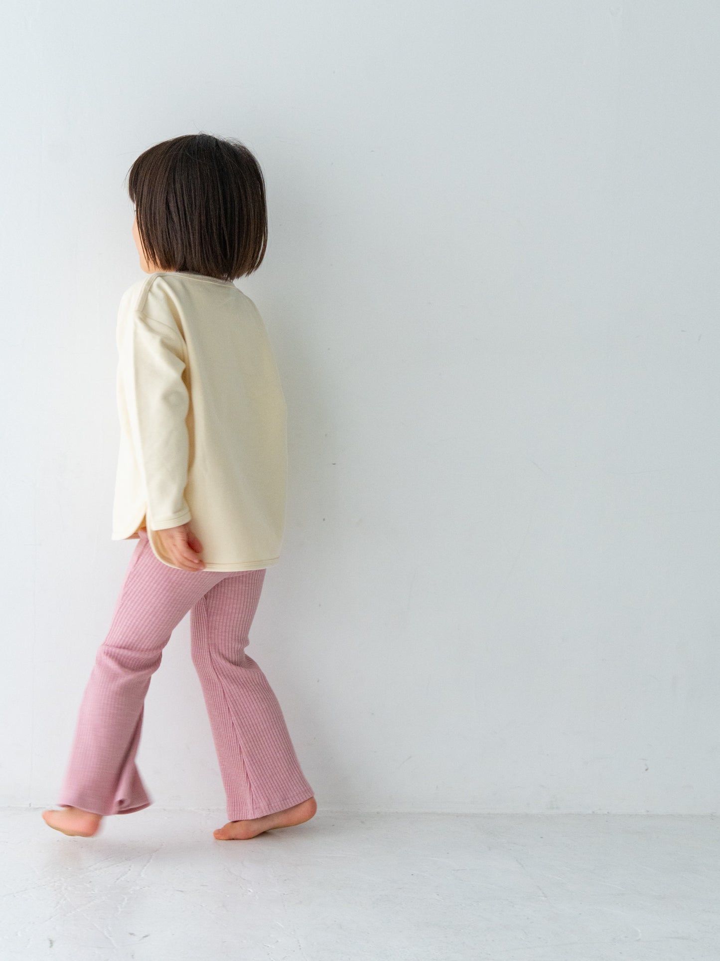 Ribbed flare pants (RRP: 185 RMB)