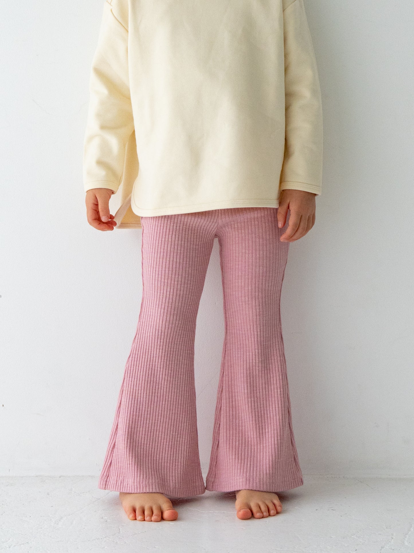 Ribbed flare pants (RRP: 185 RMB)