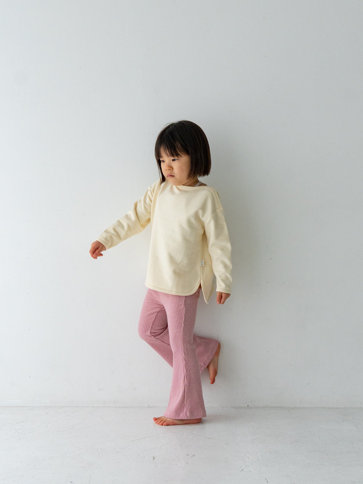 Ribbed flare pants (RRP: 185 RMB)