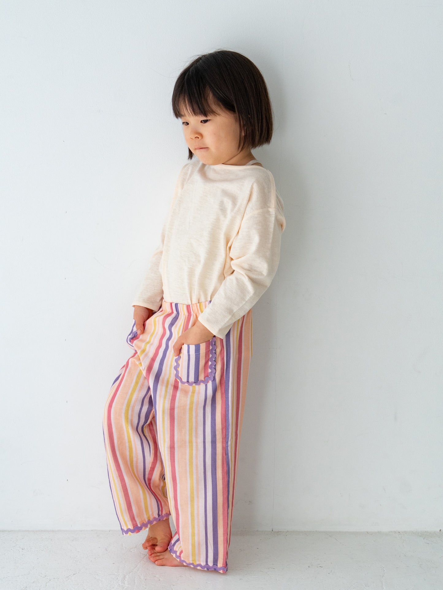 Stripe pocket pants (RRP: 208 RMB)