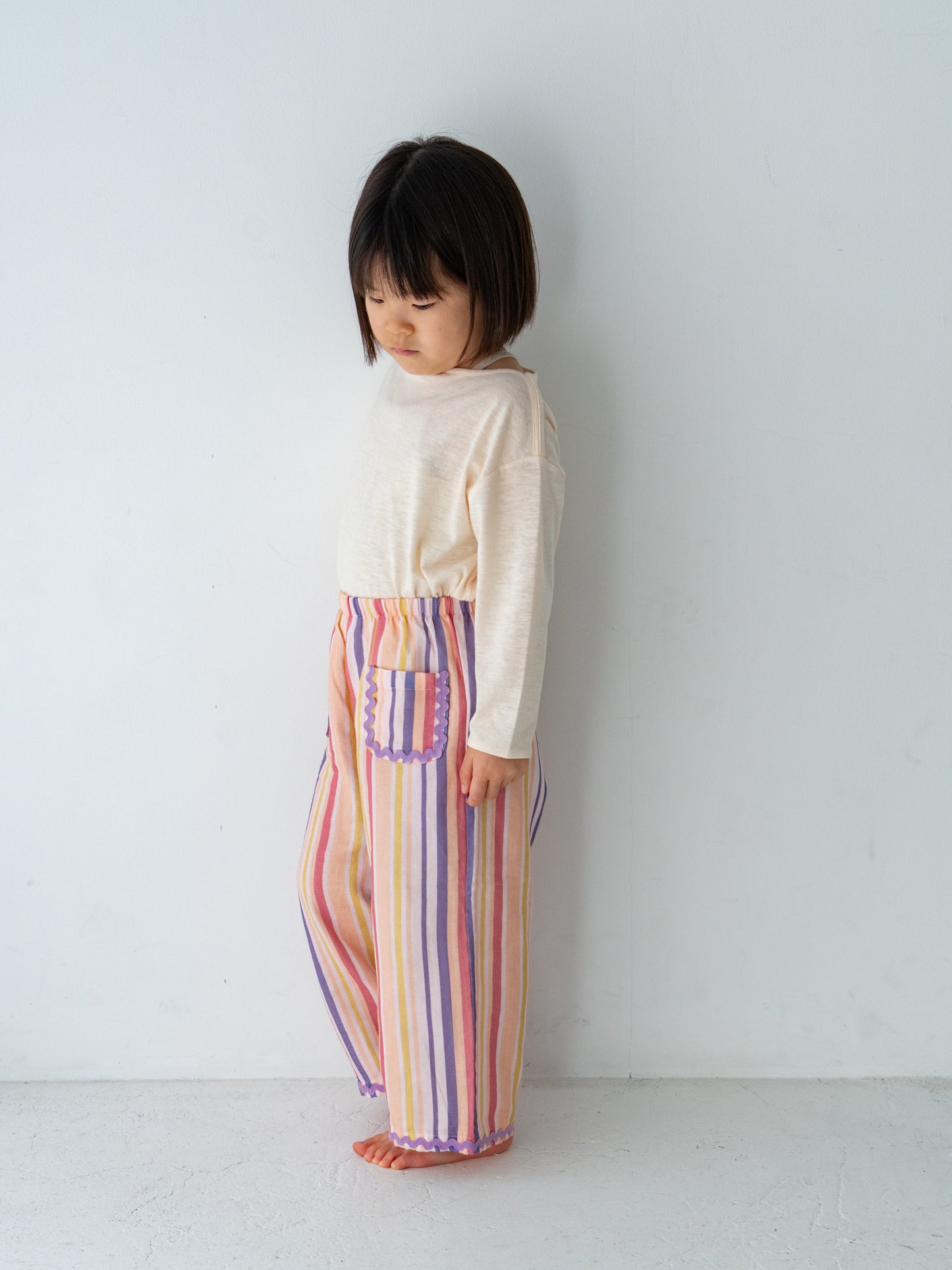 Stripe pocket pants (RRP: 208 RMB)