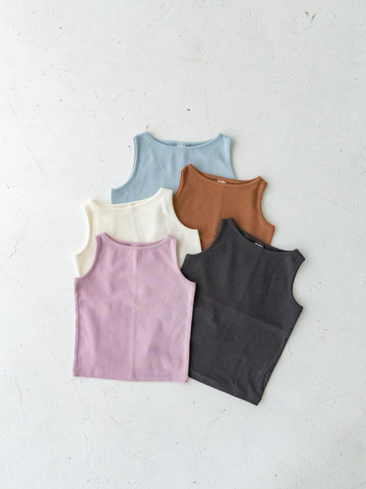 Ribbed sleeveless  (RRP: 169 RMB)