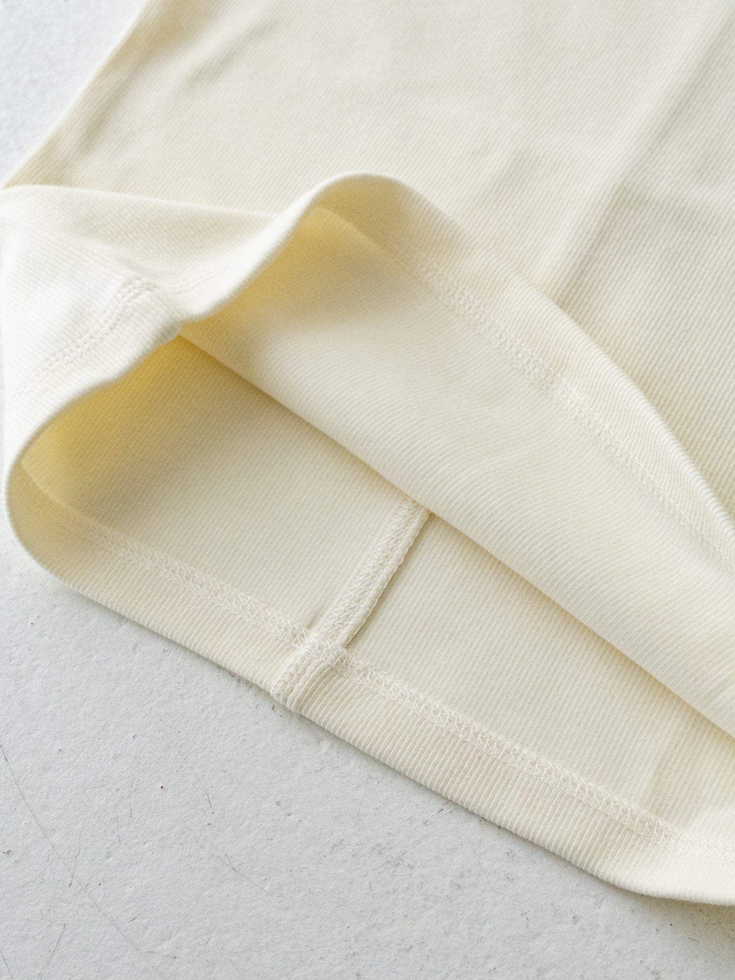 Ribbed sleeveless  (RRP: 169 RMB)