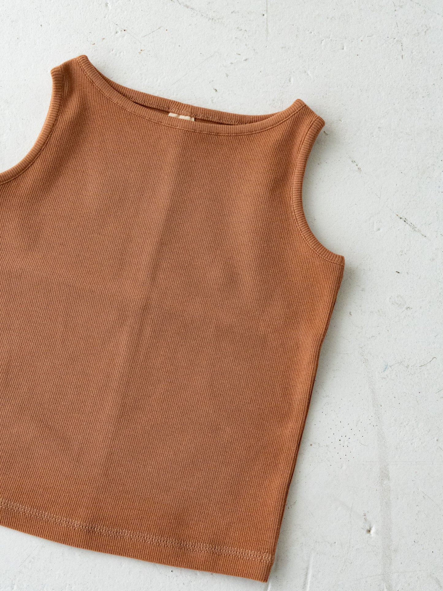 Ribbed sleeveless  (RRP: 169 RMB)