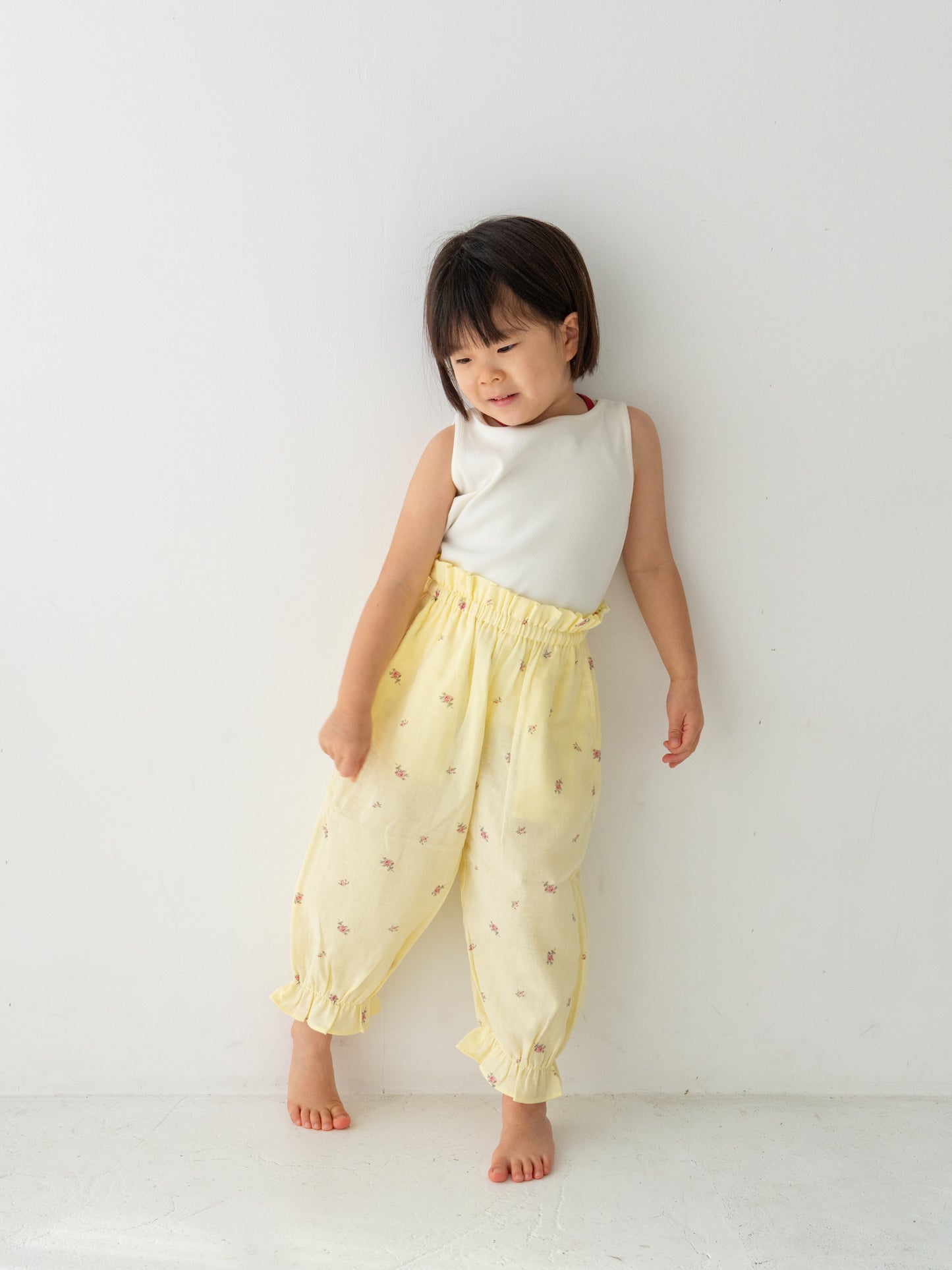 Ribbed sleeveless  (RRP: 169 RMB)