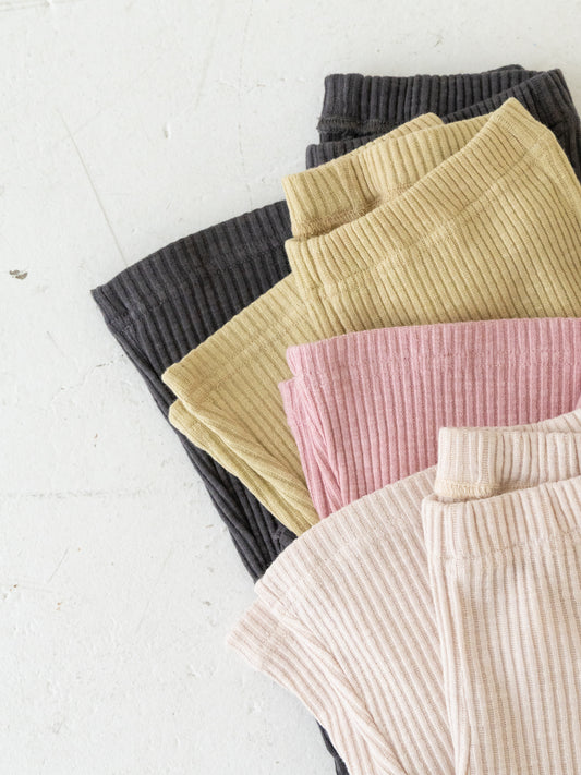 Ribbed flare pants (RRP: 185 RMB)