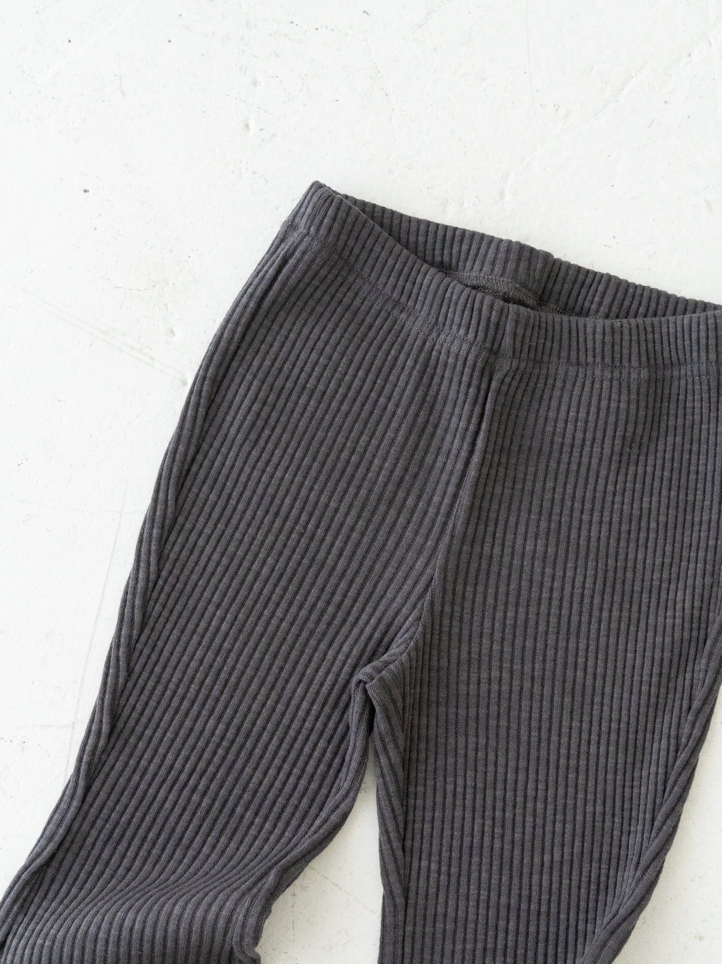 Ribbed flare pants (RRP: 185 RMB)