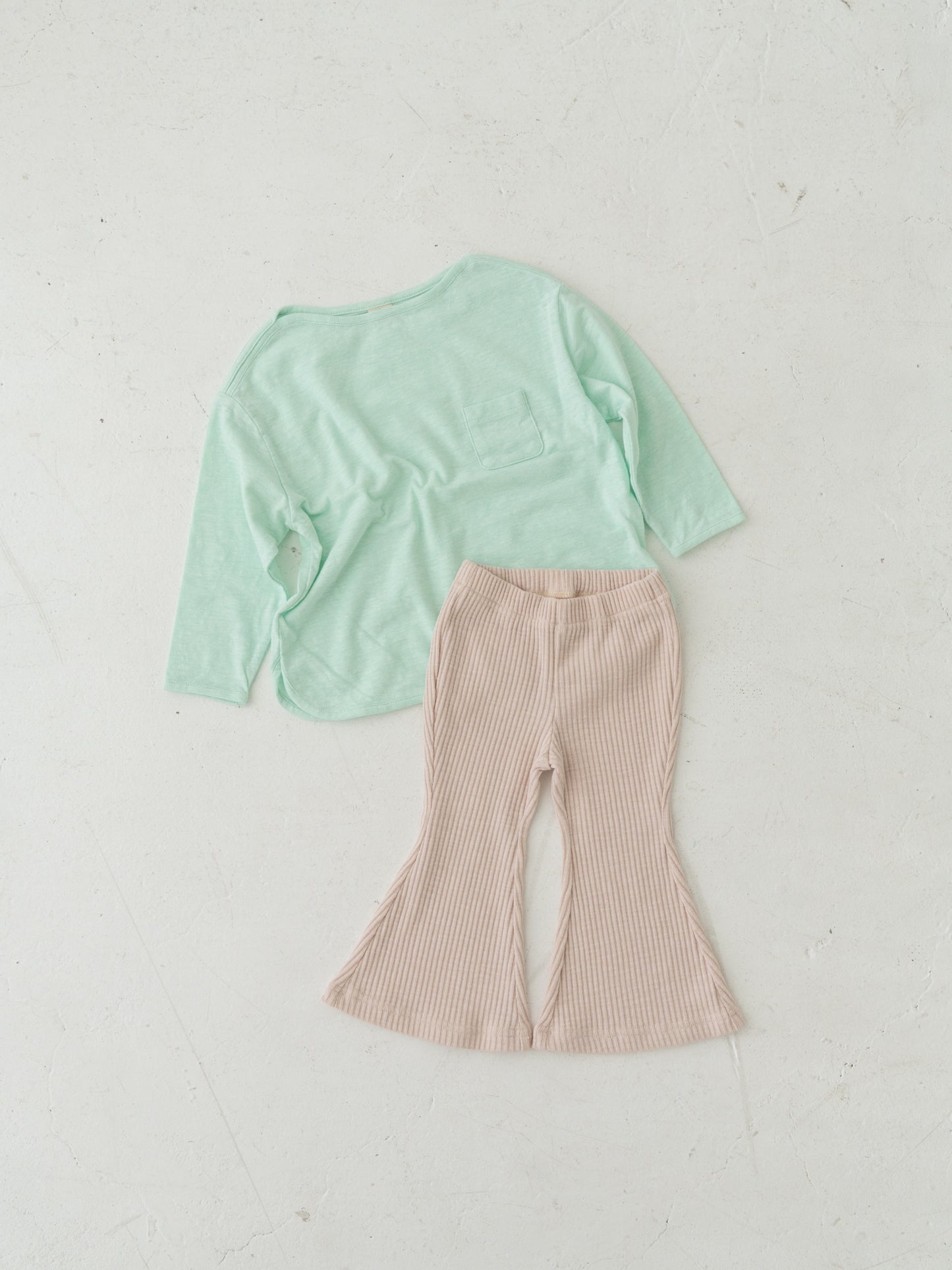 Ribbed flare pants (RRP: 185 RMB)
