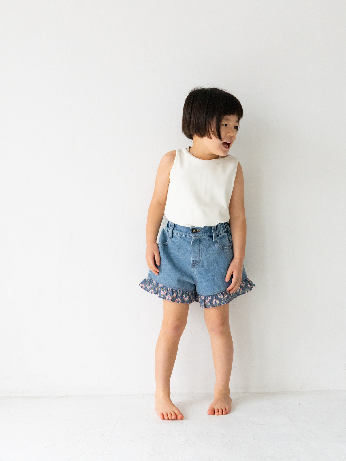 Ribbed sleeveless  (RRP: 169 RMB)