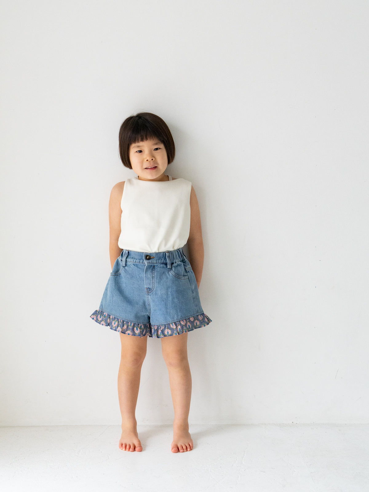 Ribbed sleeveless  (RRP: 169 RMB)