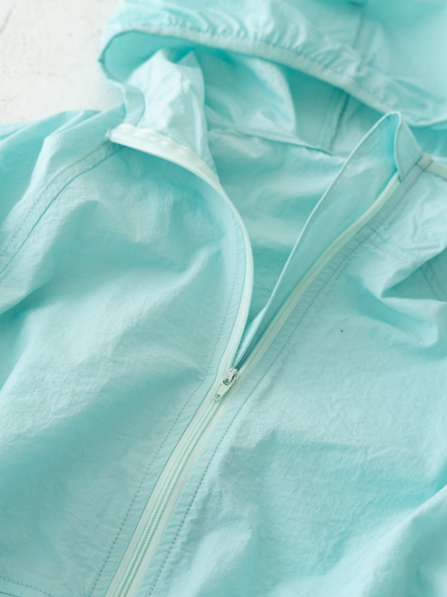 Nylon hoodie (RRP: 308 RMB)