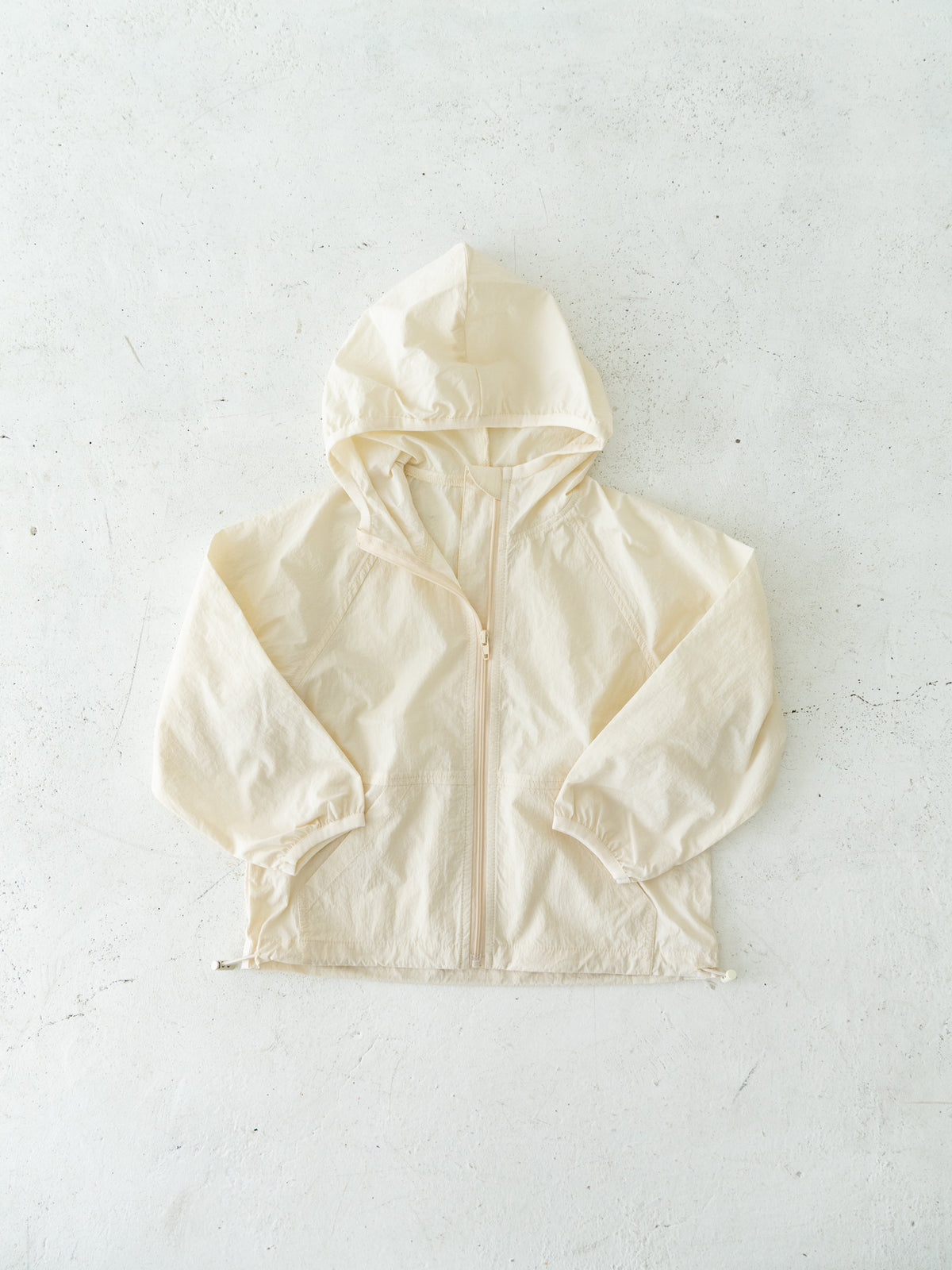 Nylon hoodie (RRP: 308 RMB)