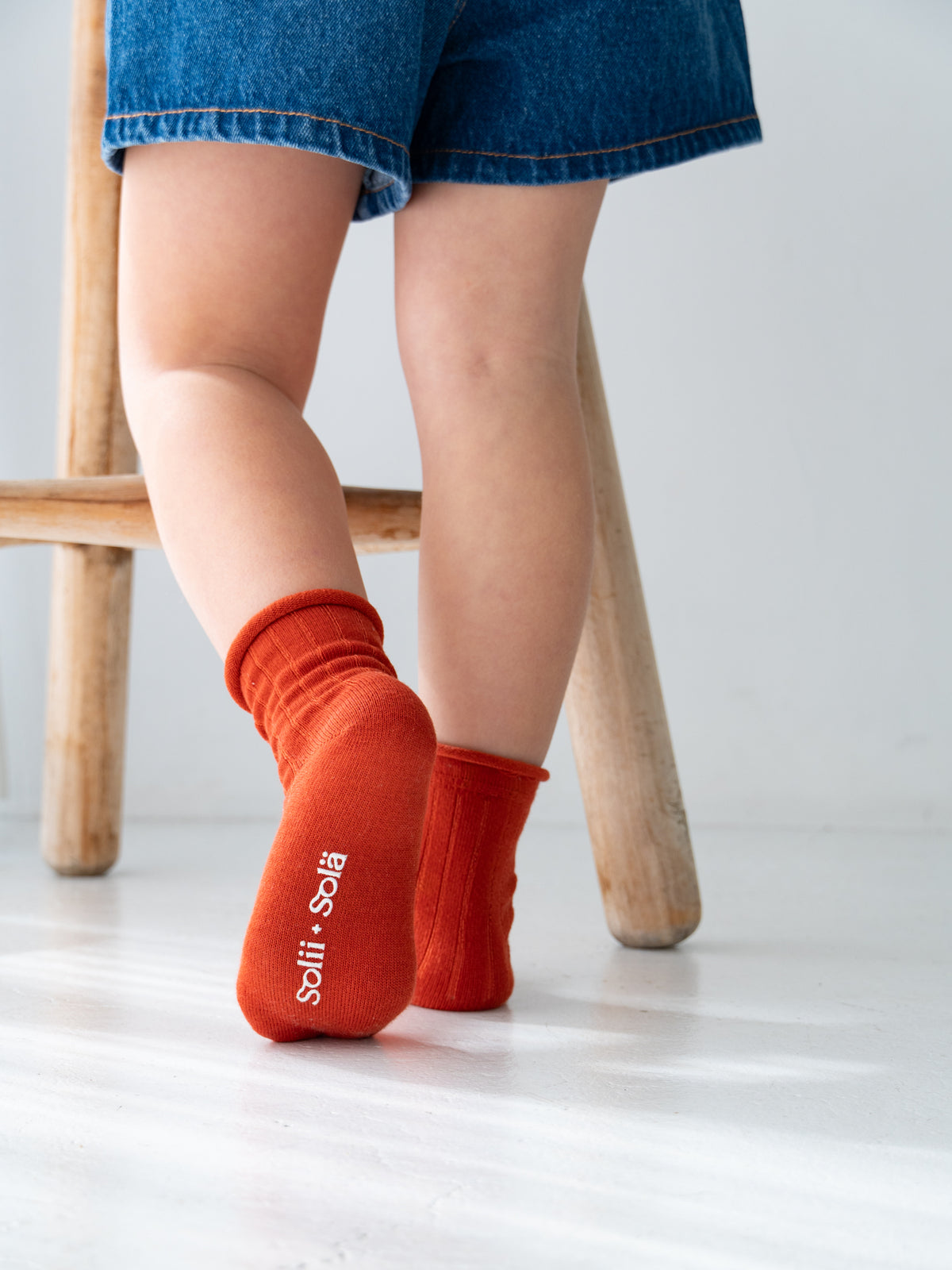 Rolling socks (RRP: 35 RMB)