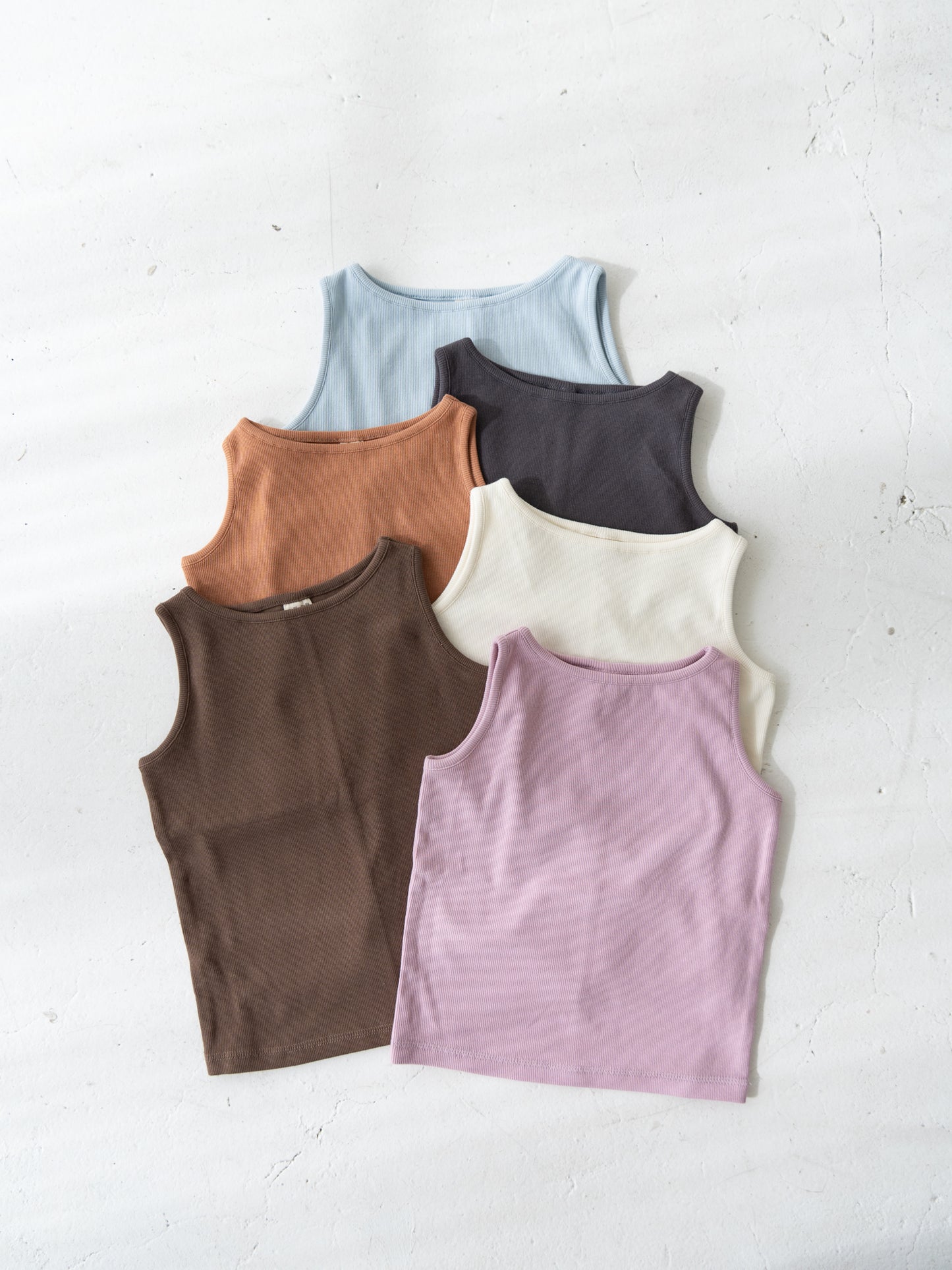 Ribbed sleeveless  (RRP: 169 RMB)