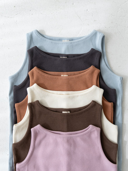 Ribbed sleeveless  (RRP: 169 RMB)